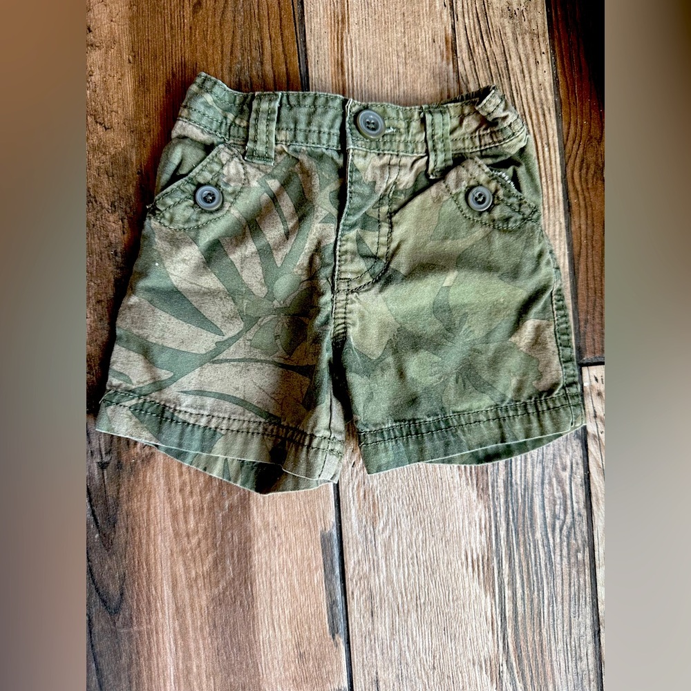 Old Navy Shorts Sized 0-3 Months